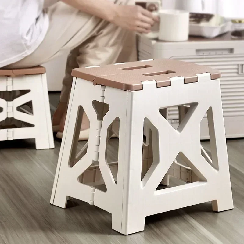 Portable Plastic Folding Stool - مراجعة Kids Outdoor Bean Bag Chair وسعره