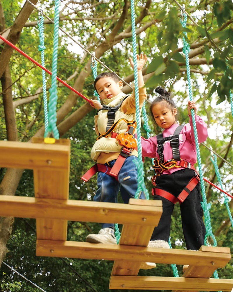 Colorfulnets Customized Advent - مراجعة Kids Outdoor Adventure Park وسعره