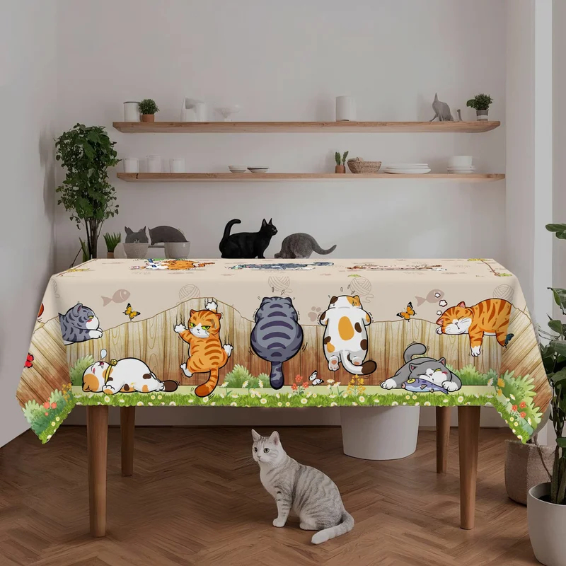 VIKAMA Beige Cartoon Cat Table - مراجعة Kids Outdoor Dining Table وسعره