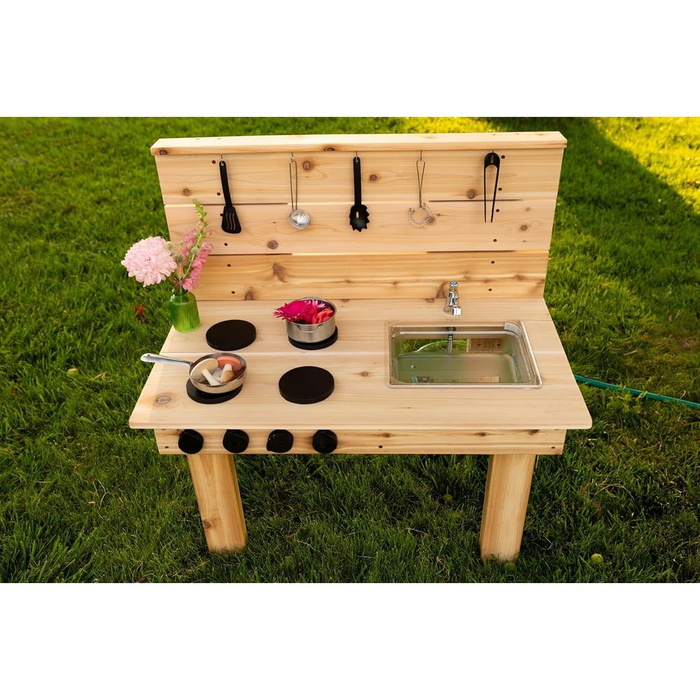 Noble Toys Mini Mud Kitchen wi - مراجعة Kids Outdoor Mud Table وسعره