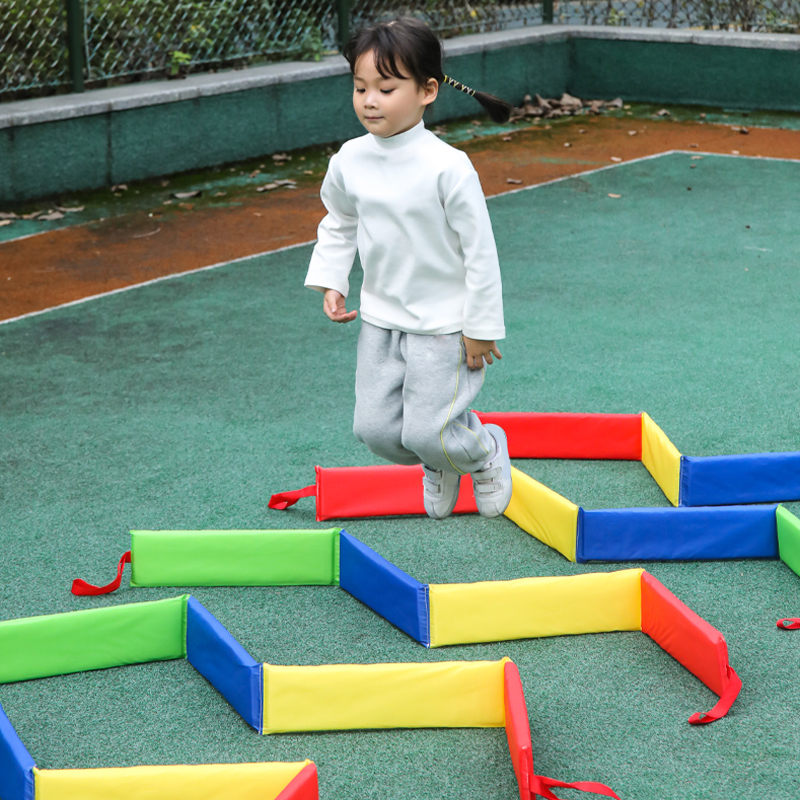 Outdoor Children's Games Jumpi - مراجعة Kids Outdoor Gear وسعره
