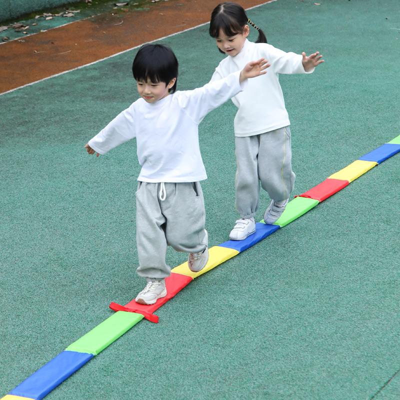 Outdoor Children's Games Jumpi - مراجعة Kids Outdoor Gear وسعره