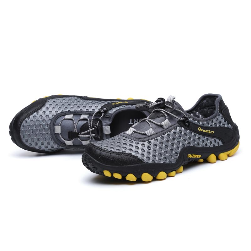 trekking mountain mens sports  - مراجعة Kids Outdoor Mud Table وسعره