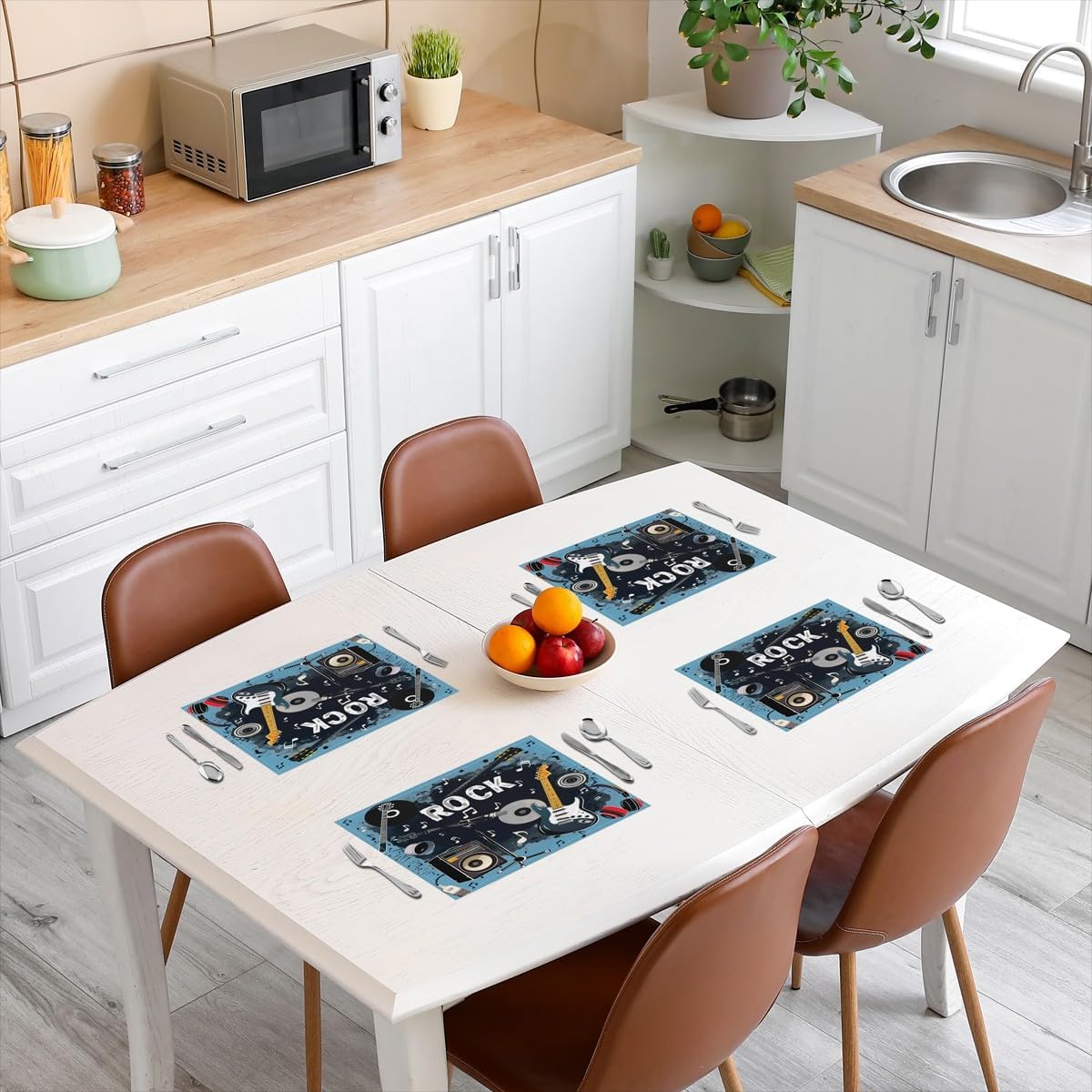 Rock Music Placemats Set of 4  - مراجعة Kids Outdoor Dining Table وسعره