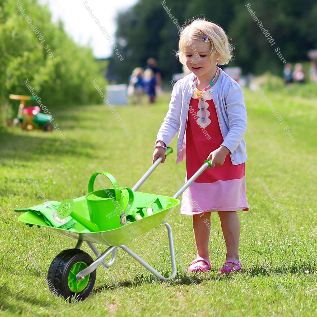 Kids Outdoor Wheelbarrow, Gree - مراجعة Kids Outdoor Set وسعره