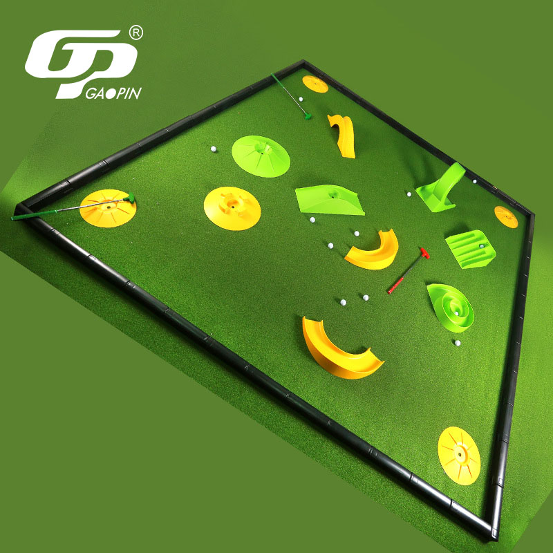 Mini Golf Course Set Indoor/Ou - مراجعة Kids Outdoor Set وسعره